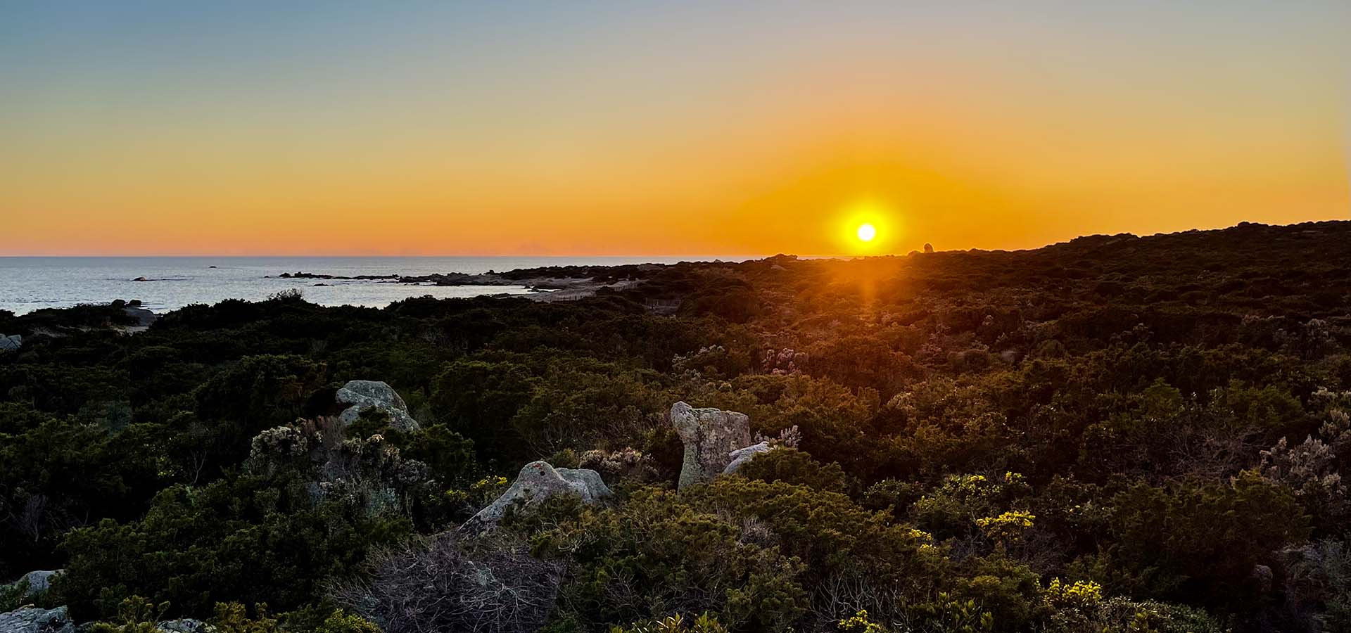 Camping kevano plage du sud coucher de soleil