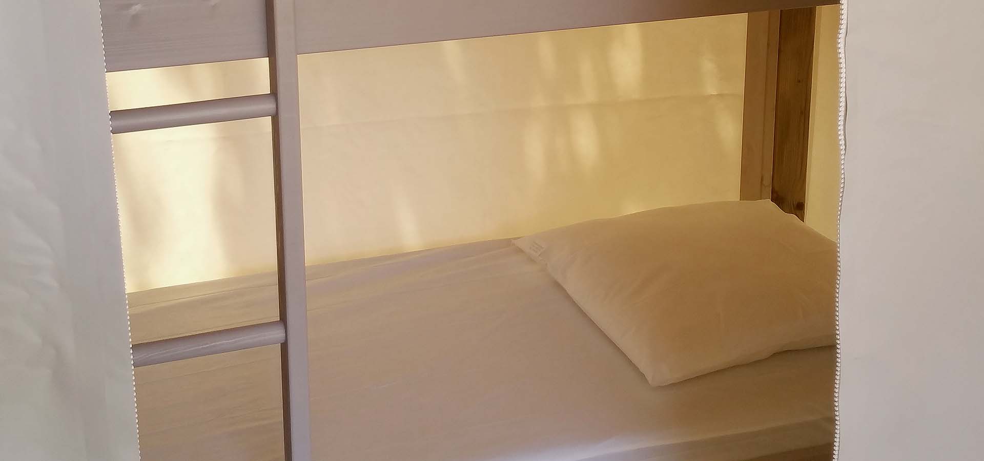 Camping kevano toile arbouse detail chambre enfant