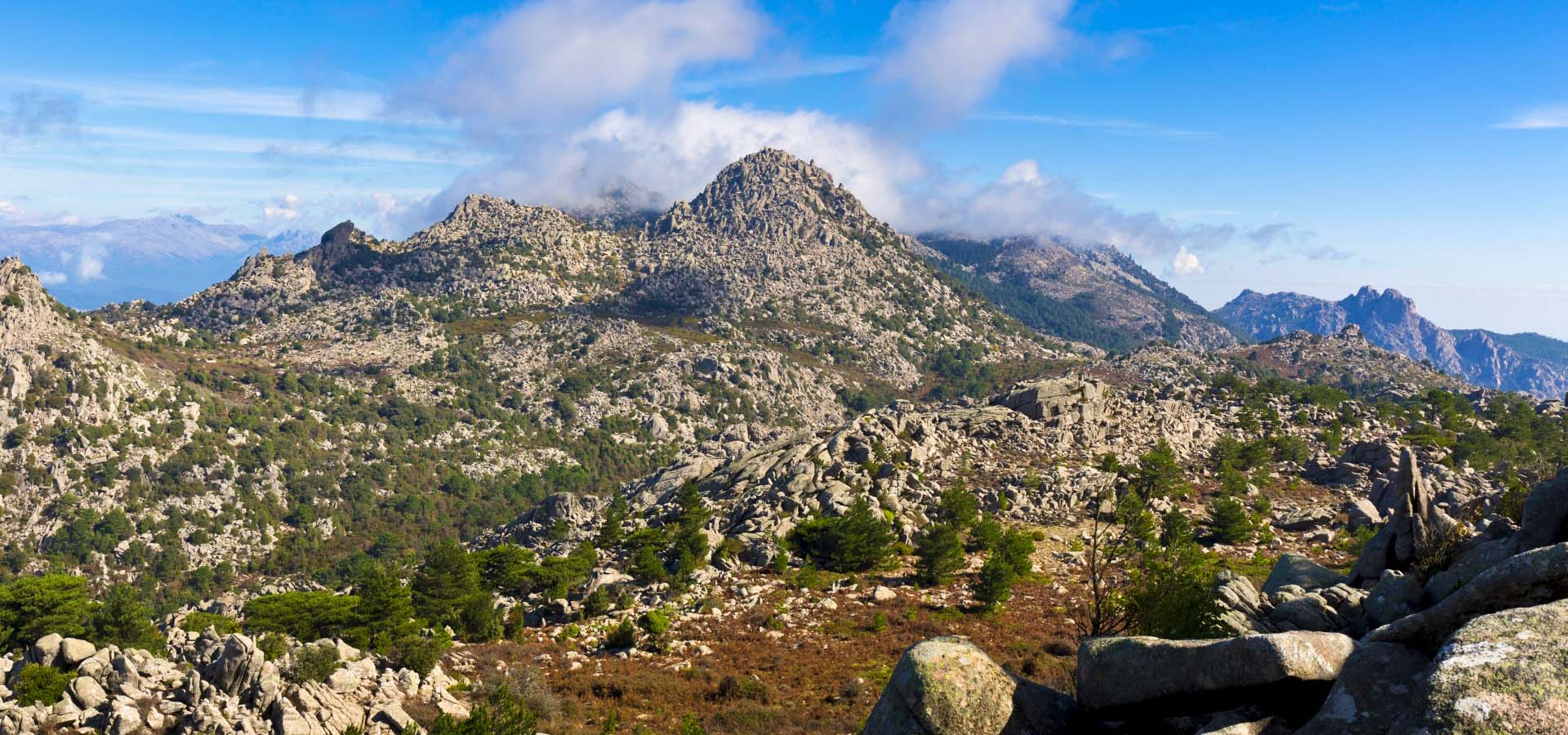 Camping Kevano balades Uomo di Cagna vue ensemble