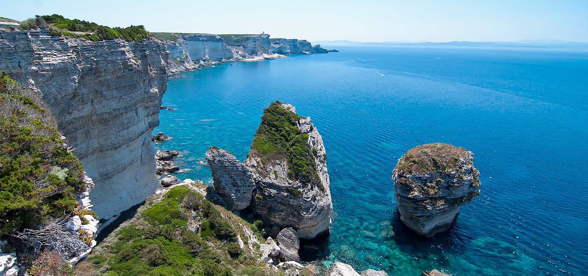 Camping Kevano balades Romanilu falaise Bonifacio vue ensemble