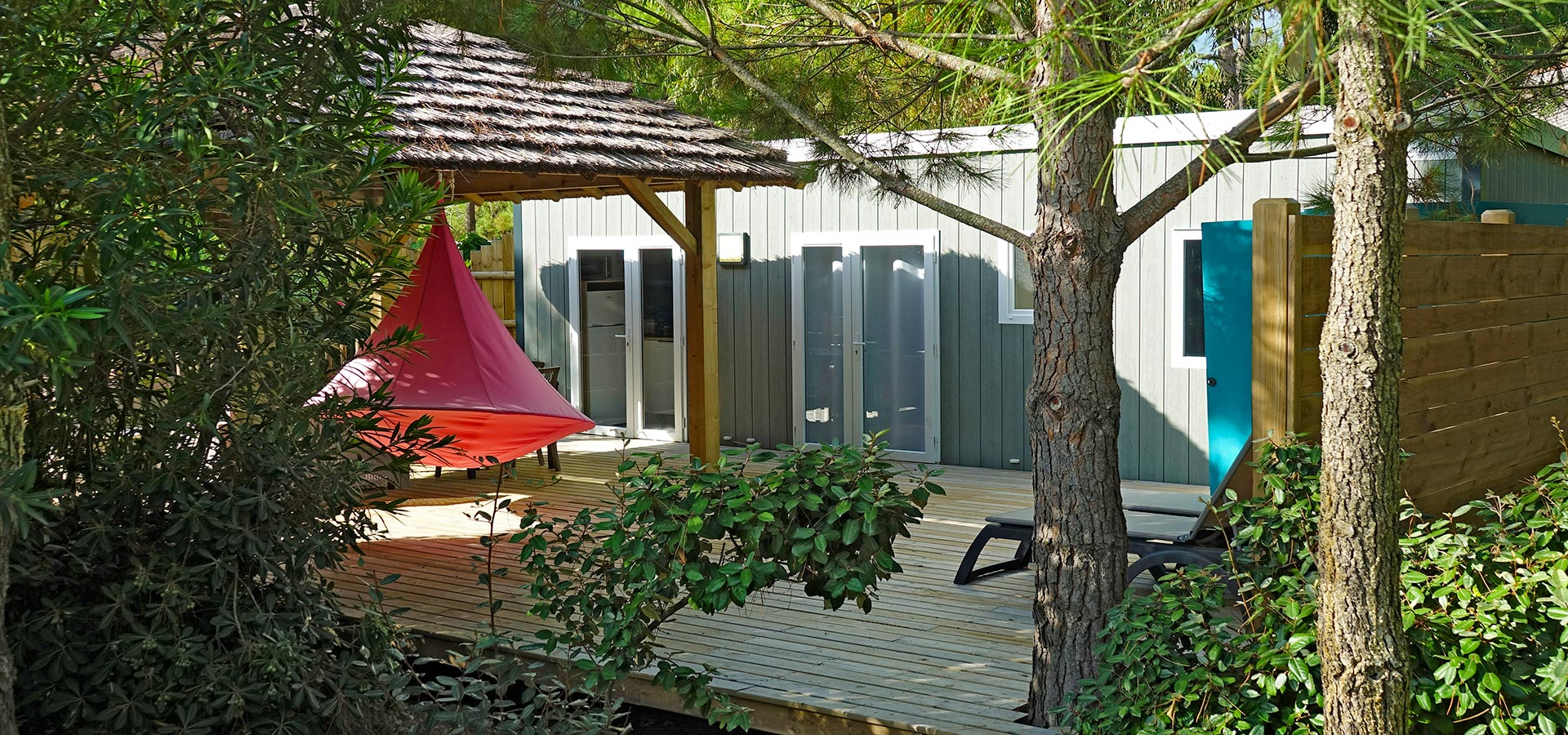 Camping san damiano bungalow luxe Capraia grande terrasse cacoon