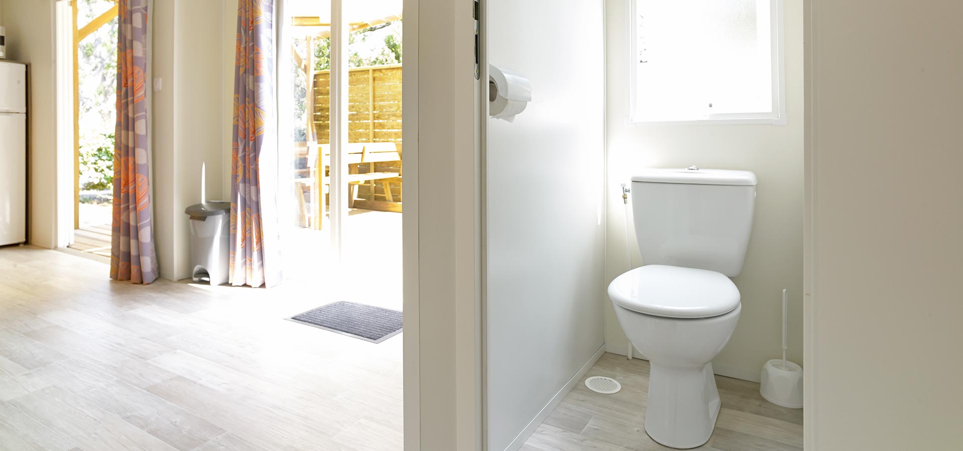Camping san damiano bungalow Declik toilettes