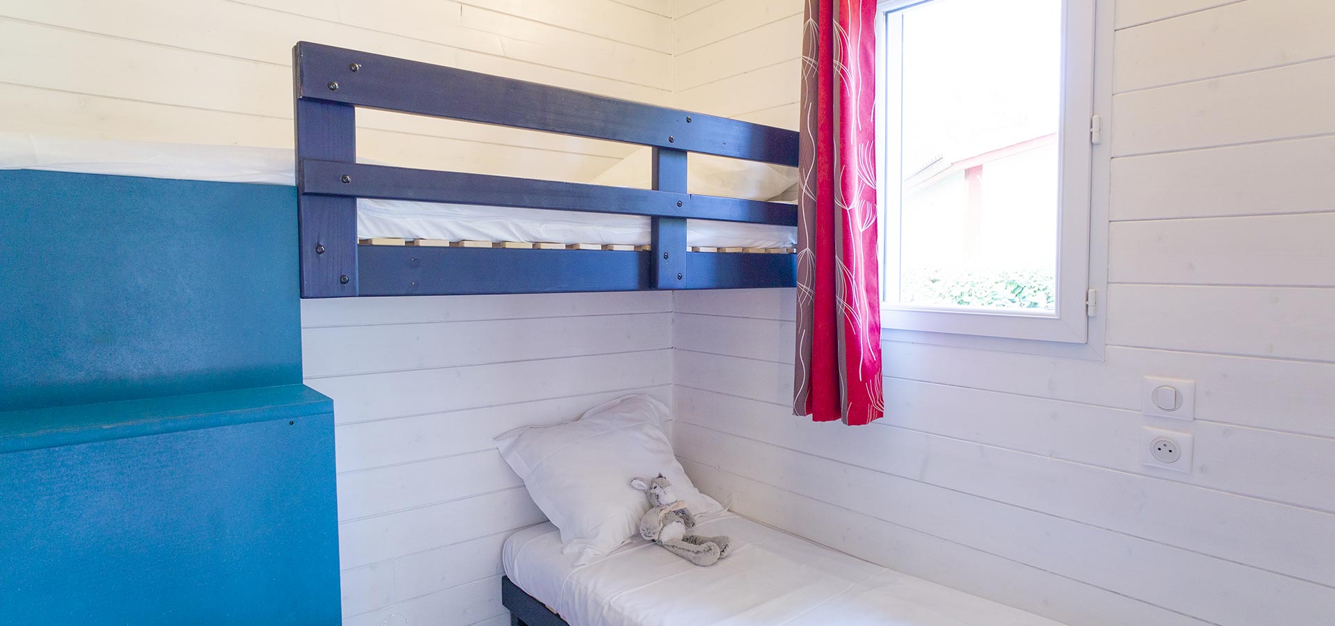 Camping san damiano bungalow detente seconde chambre