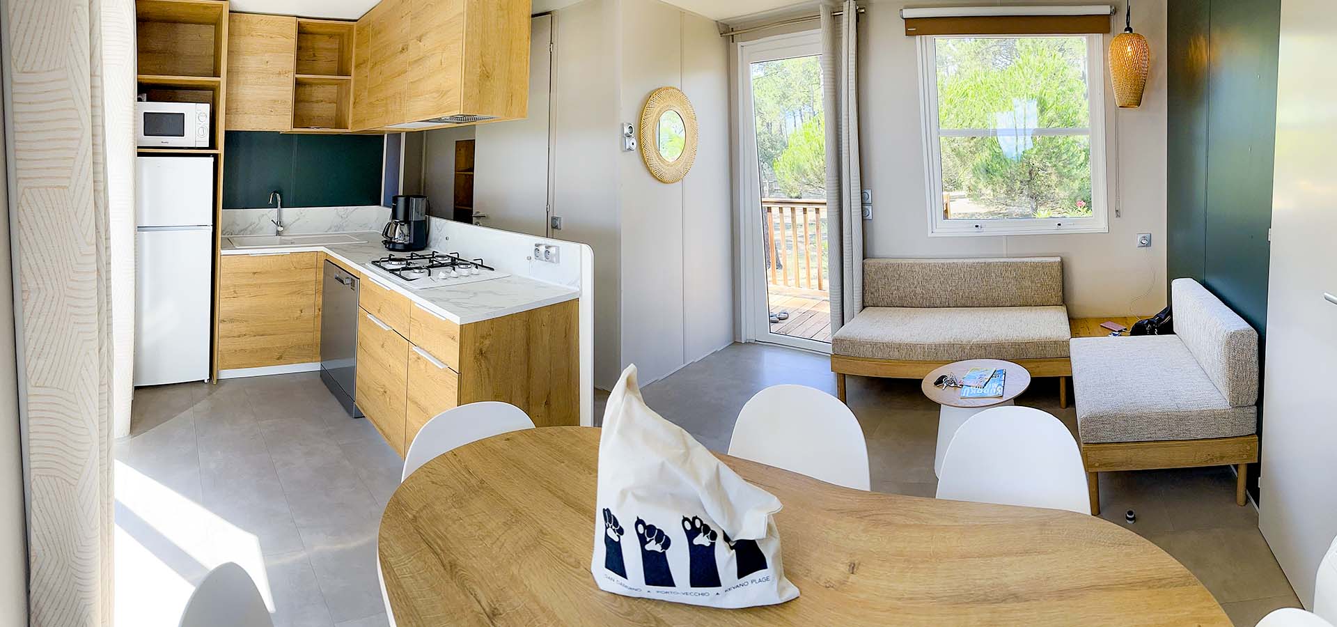 Camping san damiano bungalow Ultra lusso piece a vivre cuisine